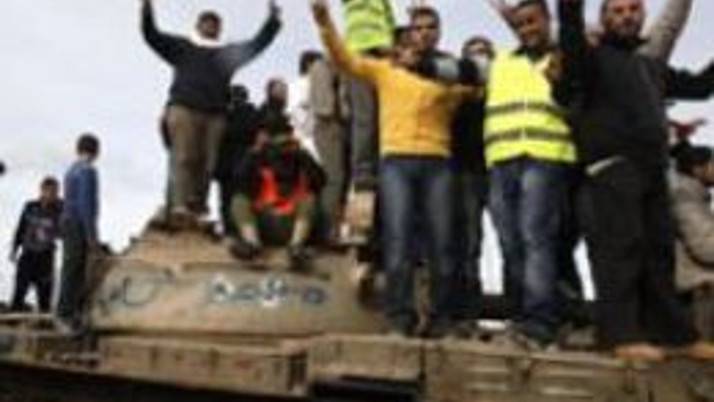 Libya'nın geleceği bölünmüş ordusunun elinde