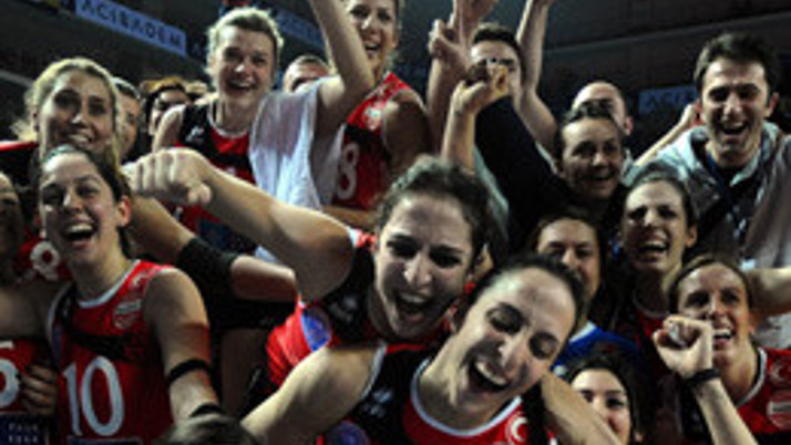 Avrupa'nın en büyüğü Vakıfbank oldu