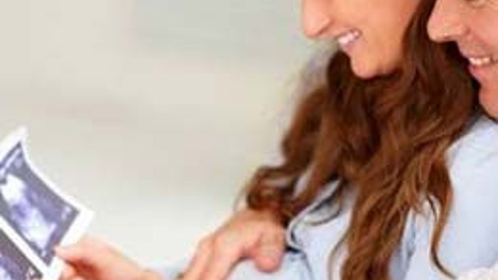 Bebeğini gören anne daha şanslı!