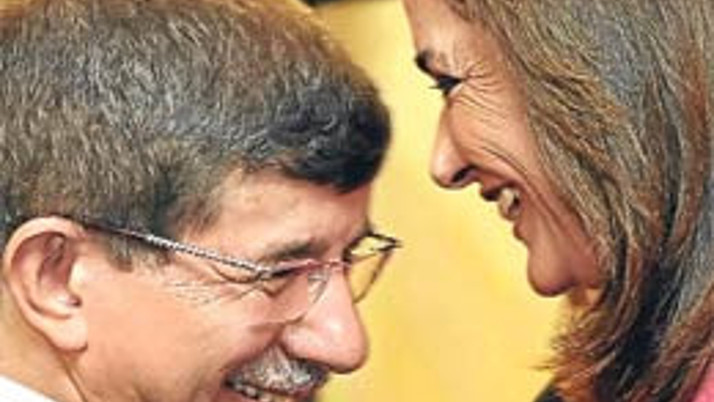 Davutoğlu'ndan meslektaşına ilginç teklif