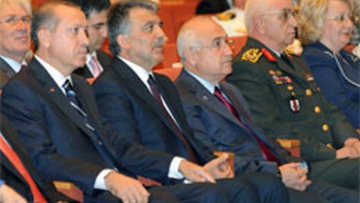 Devletin zirvesini buluşturan tören!