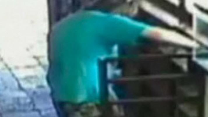 Hırsızın bu yaptığı 'pes' dedirtti