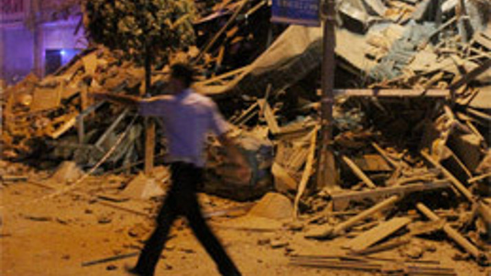 Bina çökerken yaşanan panik