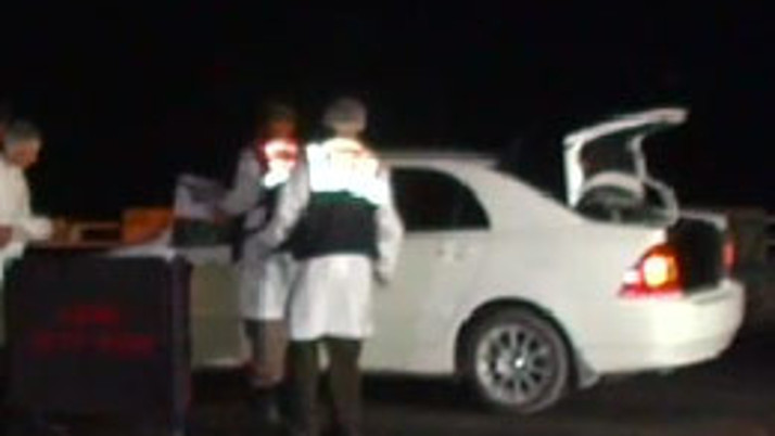 Eski karısını başka arabada görünce