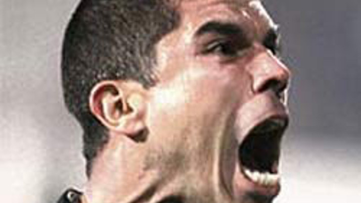 Ricardinhodan Fenere sert yanıt