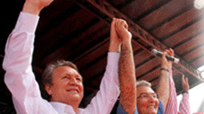 Sezer ve Baykal el ele