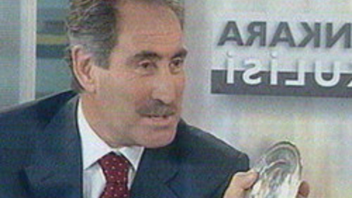 Günay, Bilayı Ecevitle vurdu