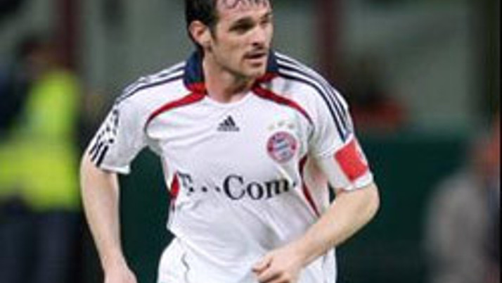 Bayernde sürpriz veda