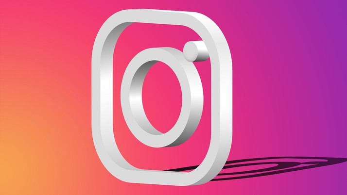 Instagram yaptığı duyuruyla yeni güncellemenin yüklenmesini tavsiye etti
