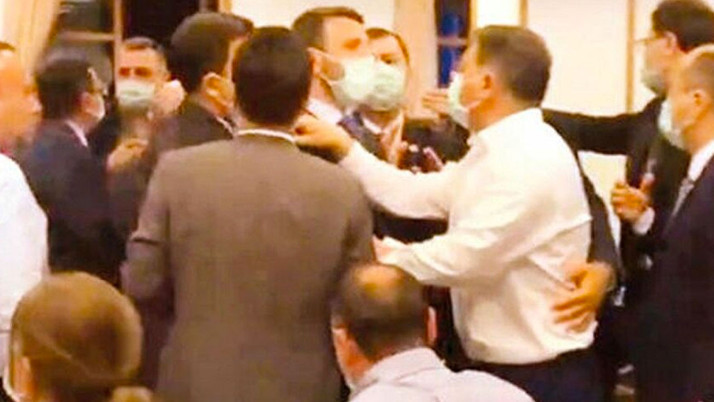 Meclis’te AK Parti ile CHP'liler arasında 'Führer' tartışması! Pet şişe ile sınır çizildi