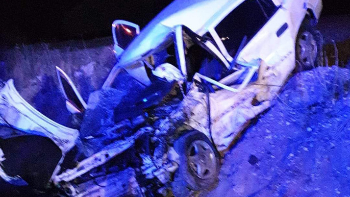 Aksaray'da iki otomobil çarpıştı: 2 ölü 4 yaralı