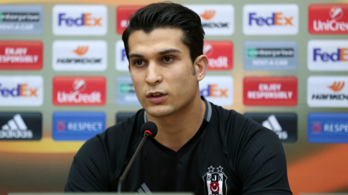 Necip Uysal'ın sözleşmesi uzatıldı