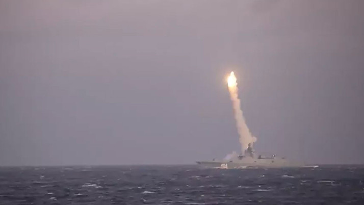 Rusya hipersonik Tsirkon füzesini test etti! Ses hızının 8 katını geçti