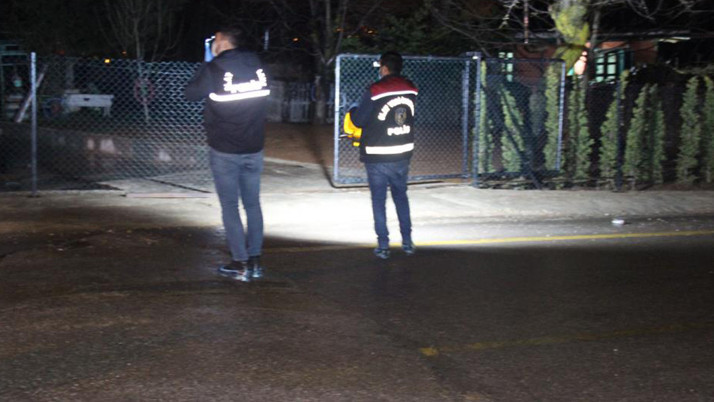 Kocaeli'de sesi duyan polise haber verdi! 25 yaşındaki genç hastaneye kaldırıldı