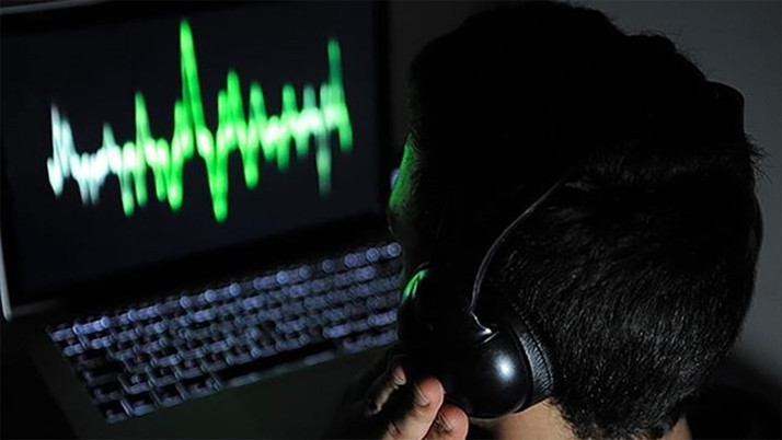 İşadamına karısından 'böcek' tuzağı! Aldatıldığını arabadaki böcekle ispatladı