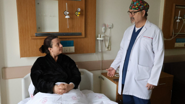 Pandemi döneminde kilo aldığını zannetti, karnından 7 kilo 390 gram kitle çıkarıldı