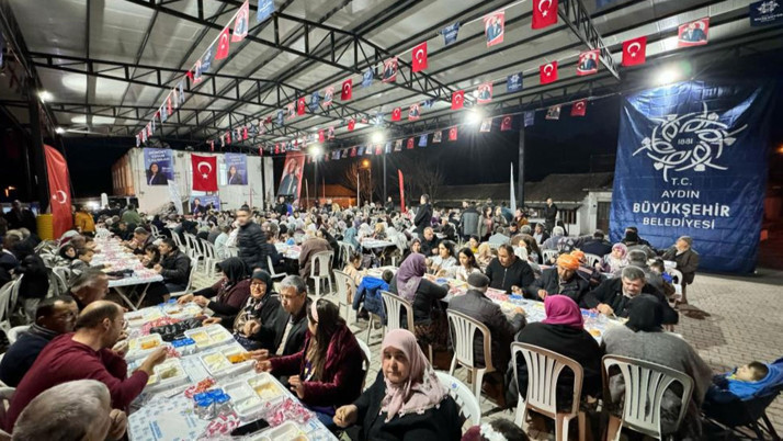 670 kişilik köyde 500 kişi aynı sofrada buluştu