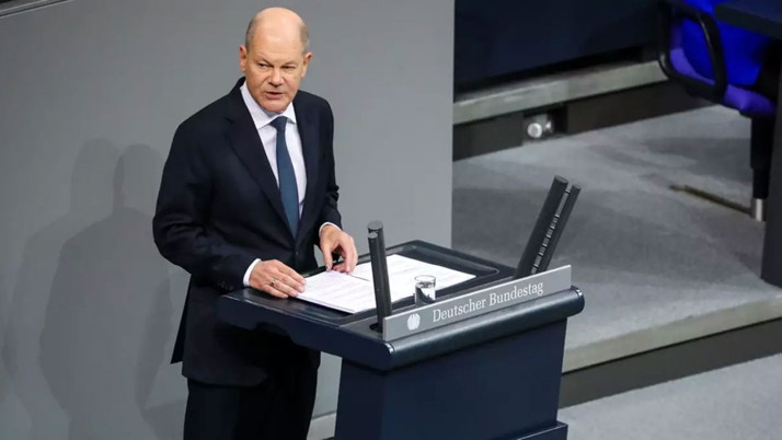 Almanya'da meclis, erken seçim için kararını verdi