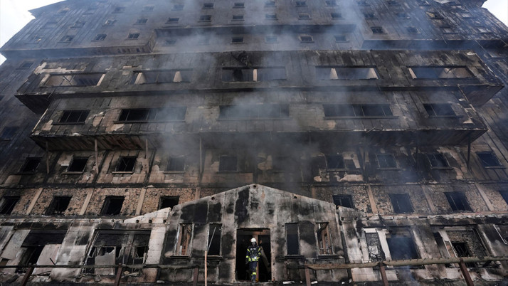 Türk Devletleri Teşkilatı ülkemeri otel faciası sonrası bayraklarını yarıya indirdi