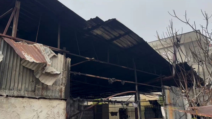 Mersin'de oto yıkamacıda çıkan yangında 1 kişi öldü