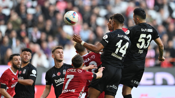 Beşiktaş, Antalya'da son anlarda yıkıldı