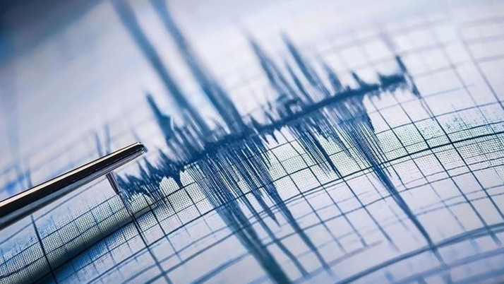 5,7 büyüklüğünde deprem oldu! Ülkede büyük panik