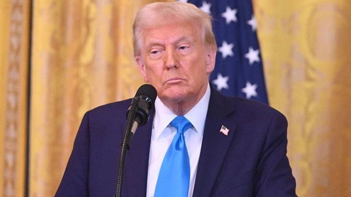 Trump, trans sporcuları kadın spor müsabakalarından men eden kararnameye imza attı