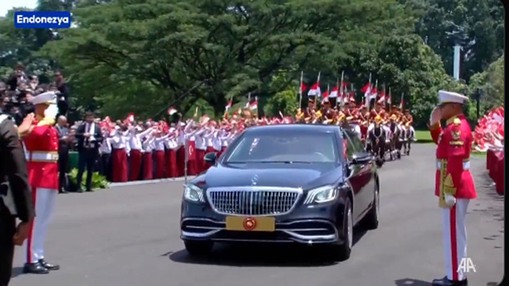 Cumhurbaşkanı Erdoğan Edonezya'da resmi törenle karşılandı