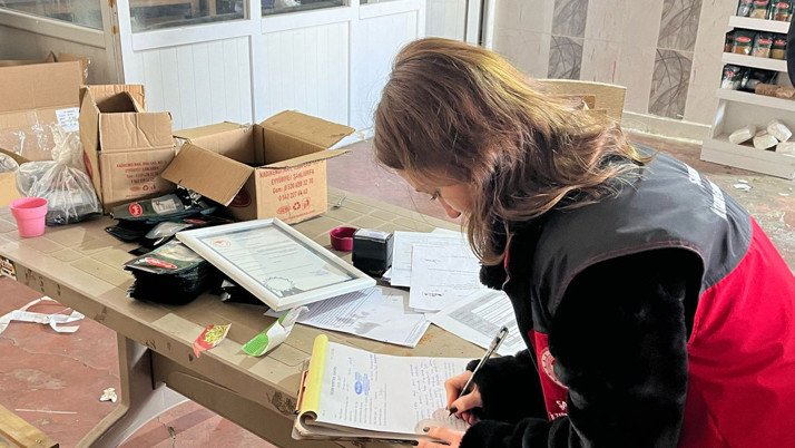 Şanlıurfa'da 20 ton bozulmuş turşu ele geçirildi