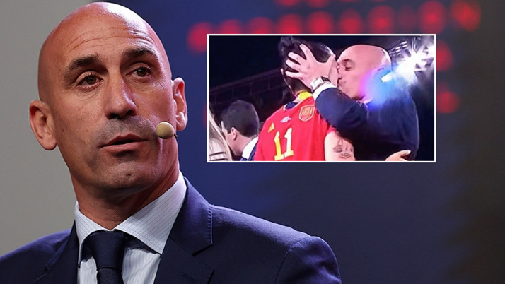 İspanya'da rızası olmadan kadın futbolcuyu öpen eski federasyon başkanına para cezası