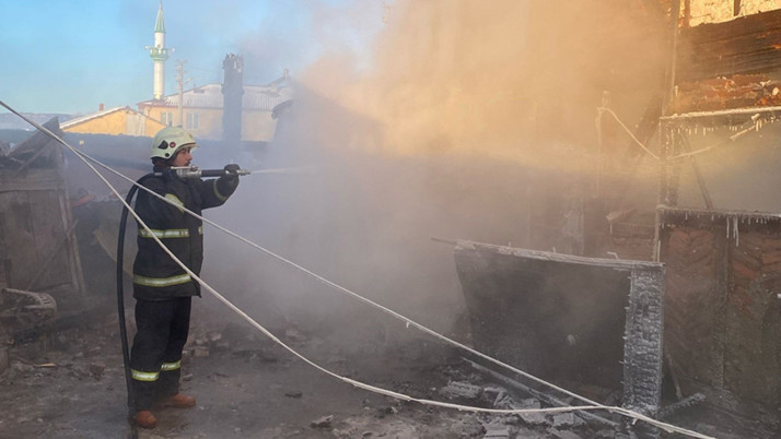 Bolu'da 2 katlı evde yangın: 1 ölü, 1 ağır yaralı