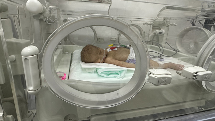 İsrail'in yardım girişini kısıtladığı Gazze'de 5 bebek şiddetli soğuk nedeniyle öldü