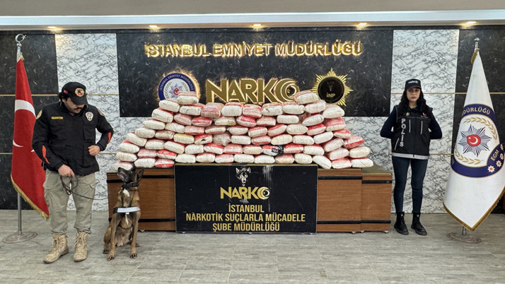 İstanbul'da tekstil firmasına uyuşturucu operasyonu: 365 kilogram kokain ele geçirildi