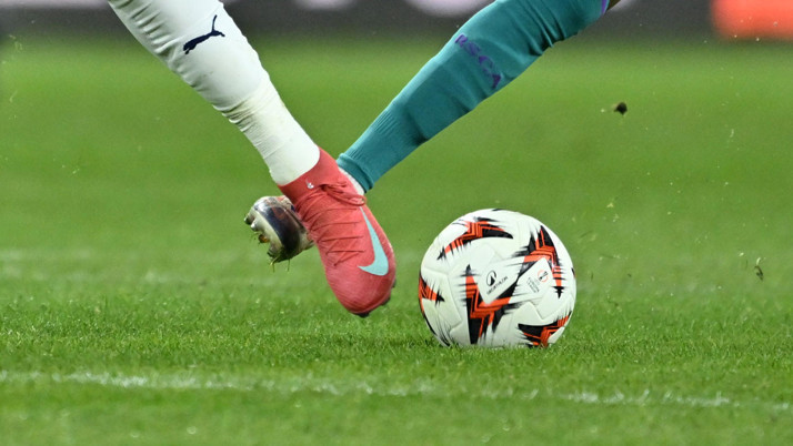 UEFA Avrupa Ligi  son 16 turu 4 maçla tamamlandı Zeki Çelik asist yaptı Roma kazandı