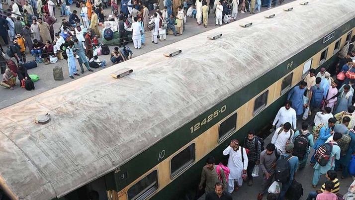 Pakistan'daki tren saldırısında tüm saldırganlar etkisiz hale getirildi