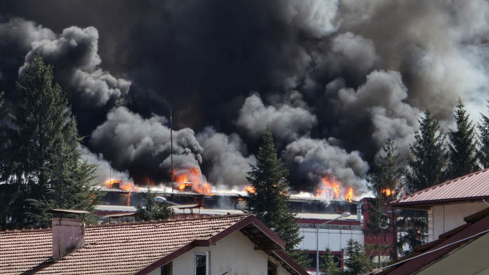 Orman ürünleri işleme fabrikasında büyük yangın!