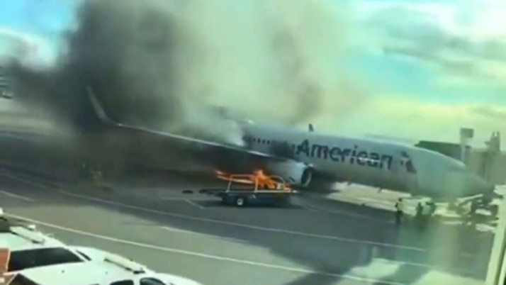 ABD'de bir yolcu uçağı havalimanındayken aniden alev aldı