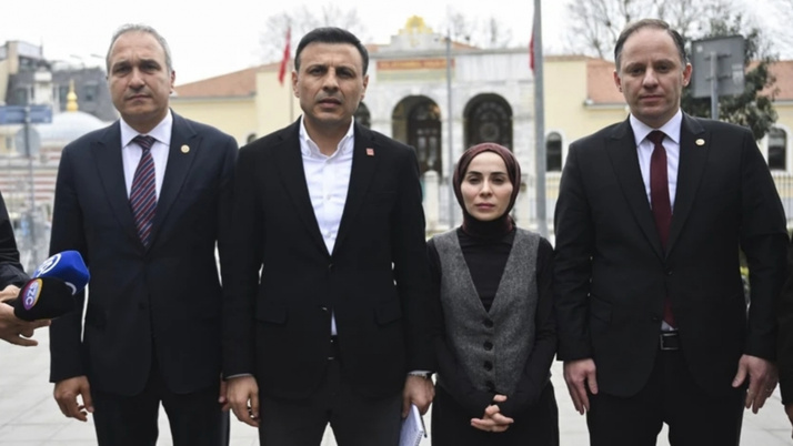 CHP heyetinden, İstanbul Valisi Gül'e ziyaret