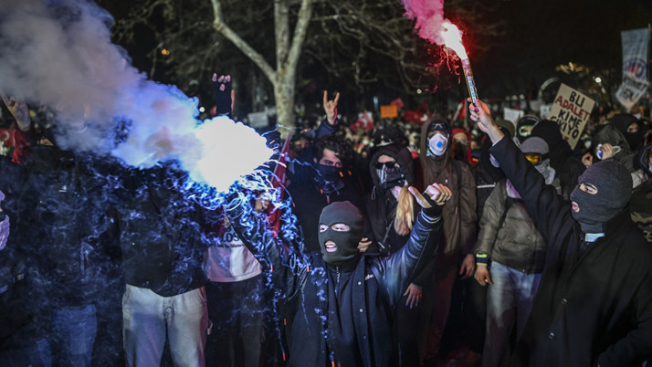 İBB'ye yönelik soruşturmalara ilişkin eylemlerde 1418 şüpheli gözaltına alındı