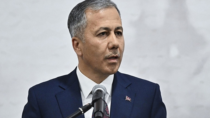 İçişleri Bakanı Ali Yerlikaya'dan "trafik kurallarına uyalım" çağrısı