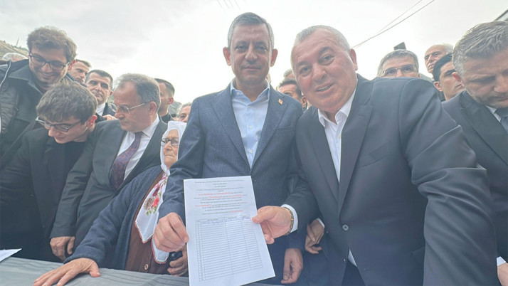 Özgür Özel İmamoğlu'nun özgürlüğü ve erken seçim için imza kampanyası başlattı!