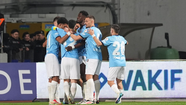 Başakşehir, Eyüyspor'u deplasmanda 3 golle geçti