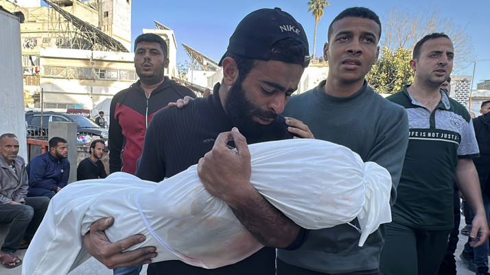 İsrail'in ateşkesi bozarak Gazze'ye yeniden başlattığı saldırılarda can kaybı 1000'i aştı