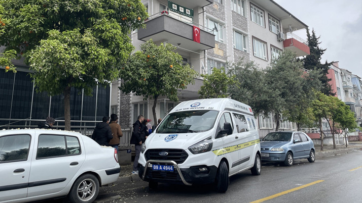 Aydın'da anteni tamir ederken çatıdan düşen kişi öldü