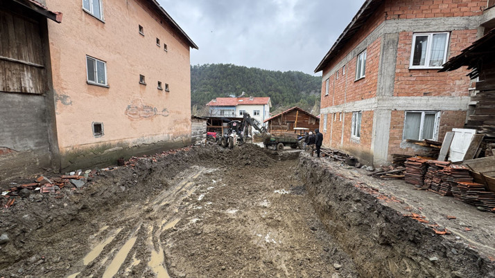 Şehit Sözleşmeli Er Mustafa Uslu'nun annesine söz verdiği evin temeli atıldı