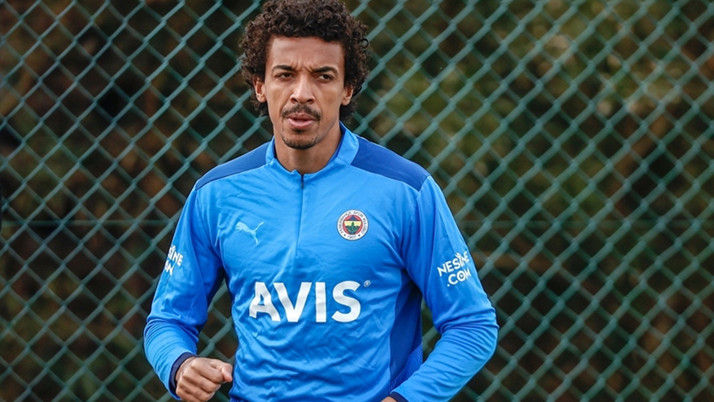 Fenerbahçe'den Luiz Gustavo için "geçmiş olsun" mesajı
