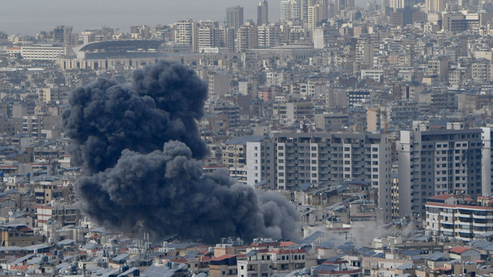 İsrail Gazze'de gazetecilerin çadırını vurdu