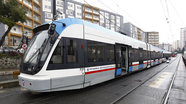 İstanbul'da bazı metro ve tramvay seferleri arıza nedeniyle aksadı