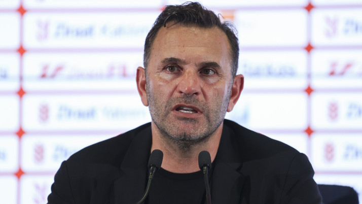 Okan Buruk'tan maç sonrası hakeme sarı kart tepkisi