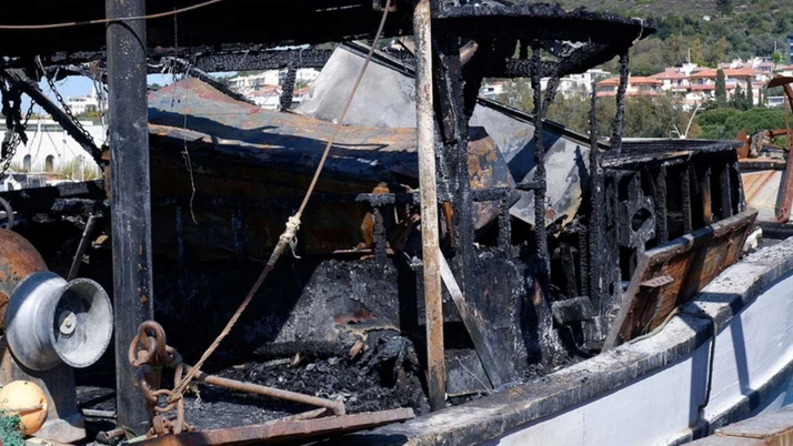 İzmir’de balıkçı barınağında korkutan yangın